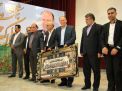 گزارش تصویری از اهداء جوایز  در همایش تجلیل از پرفسور علی اکبر جلالی چهره ماندگار شهرستان شاهرود 